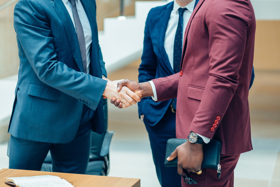 上海涉外律師解讀跨國婚姻法律規(guī)定:涉外婚姻的法律復(fù)雜性與國際公約的適用