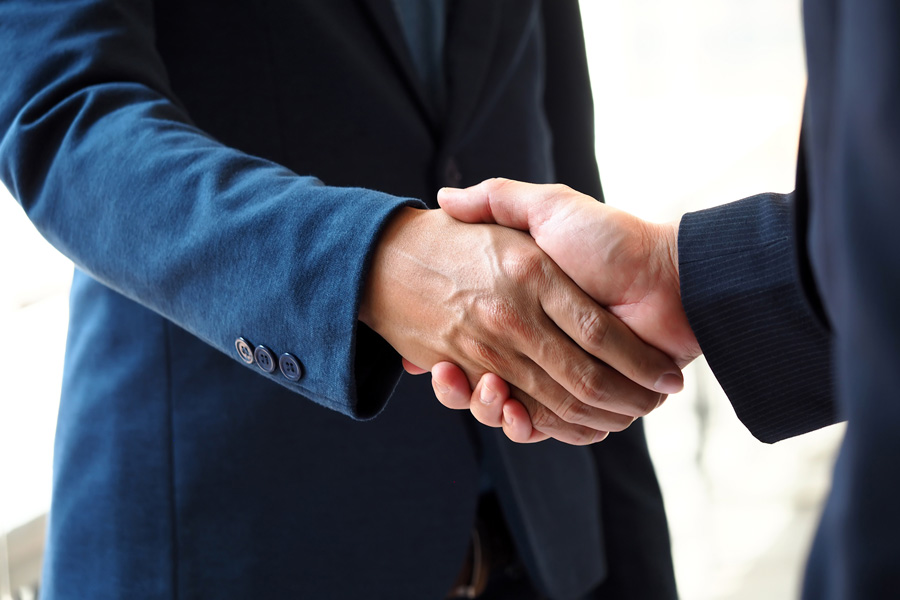 上?；橐雎蓭熞暯牵喝鸢病げ└裎痔丶偎朗录姆膳c社會思考