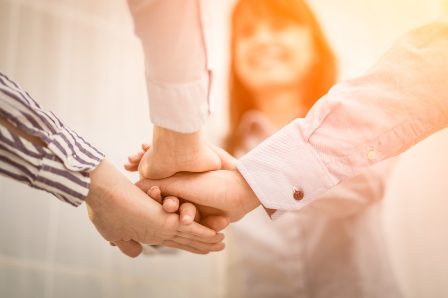 上海婚姻律師視角:男方起訴離婚時孩子的撫養(yǎng)權(quán)判定