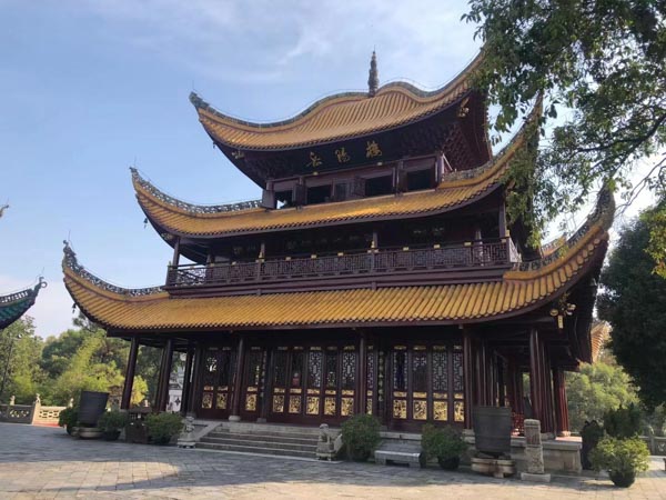 涉外離婚一方不回來怎么辦？上海離婚訴訟律師為您支招