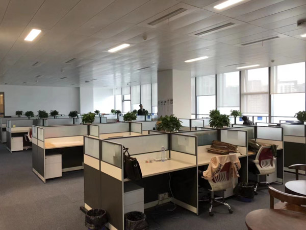 丈夫起訴妻子妻子起訴丈夫是否同步審理?上海離婚律師帶您了解